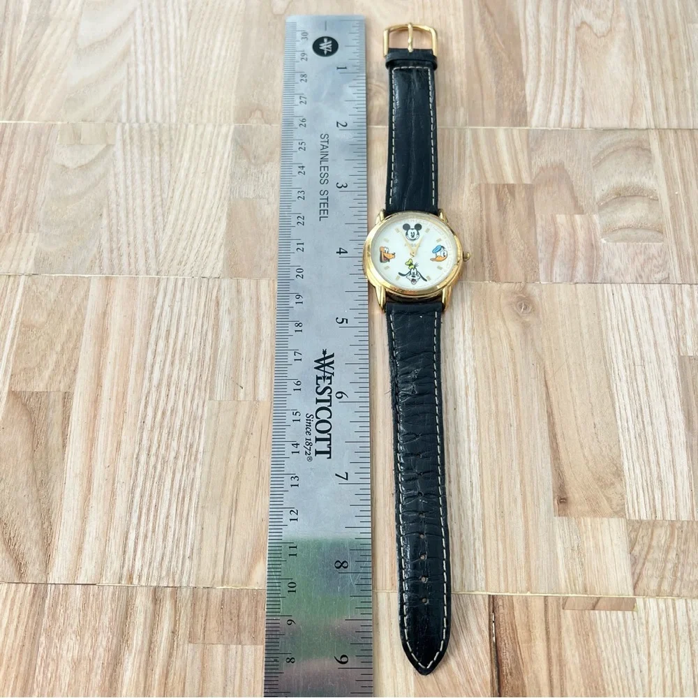 Rare Fossil Disney Gold Edition Mickey, Donald, Goofy, Pluto watch NEW BATTERY
